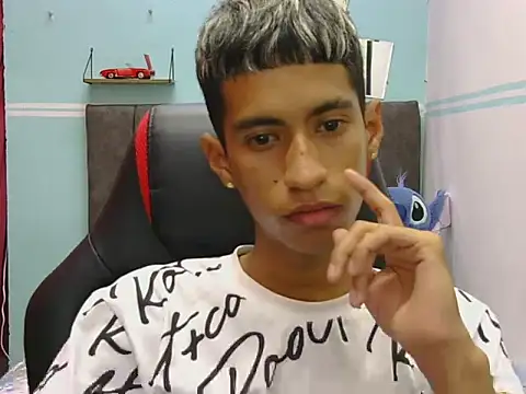 Angelstripboy online show from March 14, 2026, 4:24 pm