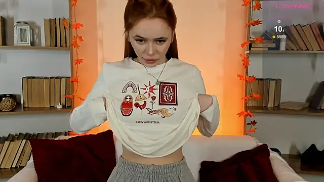 Phoenix Margo online show from October 14, 2025, 3:51 am