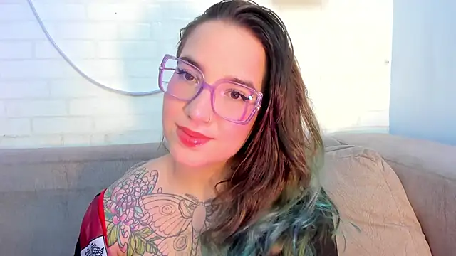 DEVA BLUE  online show from February 27, 2025, 4:35 am