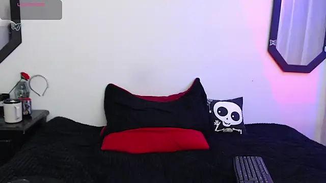 Amy Aloqua online show from October 3, 2025, 3:35 pm