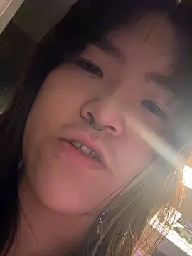 forbiddenfruitcake online show from April 11, 2026, 3:25 am