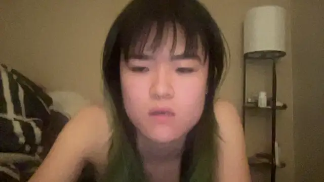 forbiddenfruitcake online show from February 1, 2025, 1:12 am