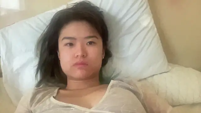 forbiddenfruitcake online show from March 14, 2025, 10:49 pm