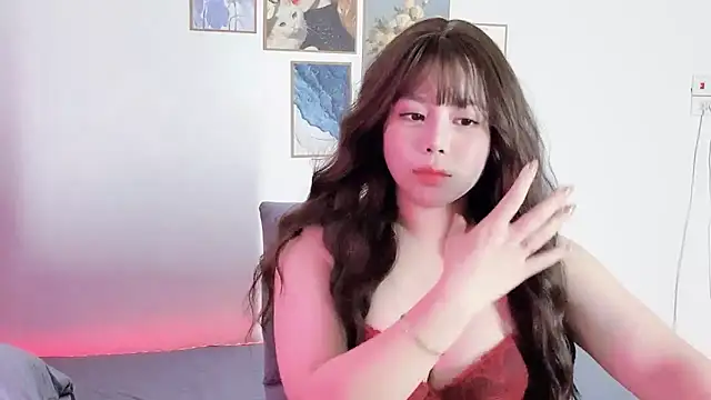   Lyly   online show from March 23, 2026, 2:44 am