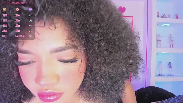 Snapshot of MalaikaBrown chatting on March 15, 2025, 12:13 pm MalaikaBrown online show from March 15, 2025, 12:13 pm