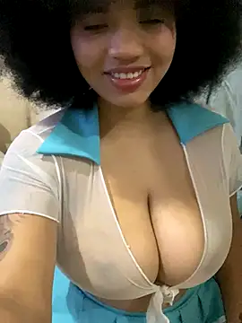 Snapshot of MalaikaBrown chatting on November 26, 2025, 12:54 am MalaikaBrown online show from November 26, 2025, 12:54 am