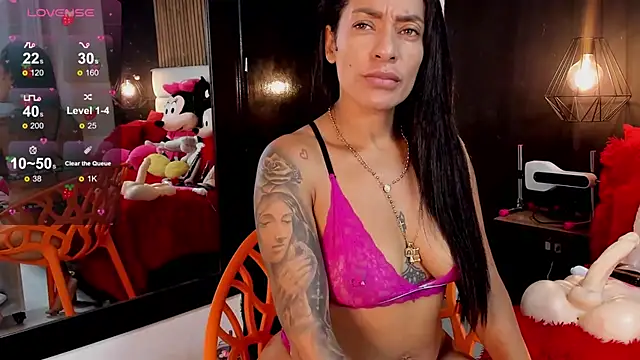 Snapshot of NiicolleMiller chatting on September 22, 2025, 9:32 pm NiicolleMiller online show from September 22, 2025, 9:32 pm