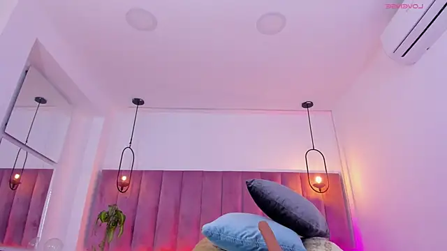 babepolly online show from June 19, 2026, 10:32 am