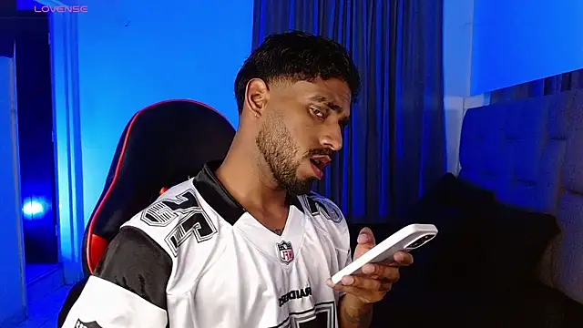 Snapshot of Christian_thor chatting on September 19, 2025, 3:43 am Christian thor online show from September 19, 2025, 3:43 am