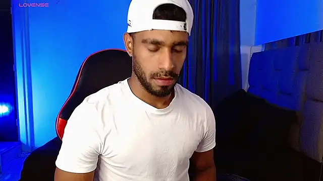 Snapshot of Christian_thor chatting on September 18, 2025, 4:37 am Christian thor online show from September 18, 2025, 4:37 am