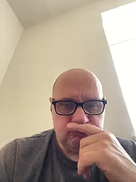 vanjbi45 online show from February 19, 2025, 7:39 am