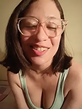 Snapshot of AmazingFuckCam chatting on June 5, 2026, 12:15 am AmazingFuckCam online show from June 5, 2026, 12:15 am