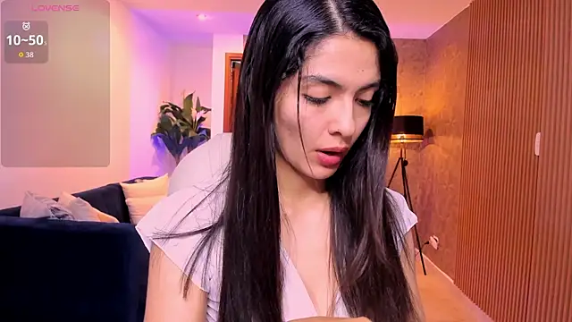 miiaa evans online show from October 4, 2025, 11:12 am