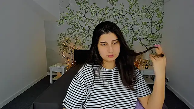 Linda EX online show from February 7, 2025, 11:56 am