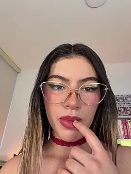 Your Honeey online show from February 23, 2026, 2:57 am