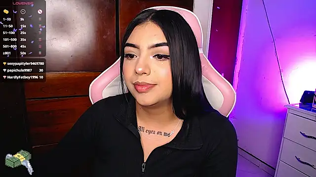 Snapshot of eva_six chatting on January 17, 2025, 11:40 pm eva six online show from January 17, 2025, 11:40 pm