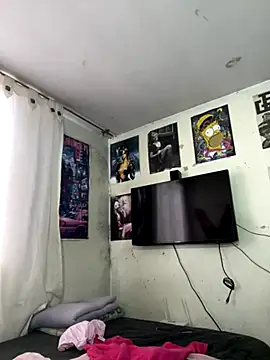 Snapshot of eva_six chatting on October 15, 2025, 3:20 pm eva six online show from October 15, 2025, 3:20 pm