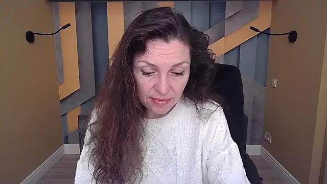 EllaLong online show from January 11, 2026, 12:34 pm