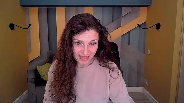 EllaLong online show from March 17, 2026, 12:30 pm