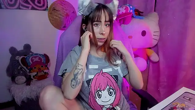 Waifu Aika online show from October 26, 2025, 10:54 pm