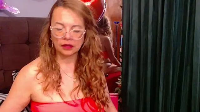 RubyWatson50 online show from November 13, 2025, 10:57 pm