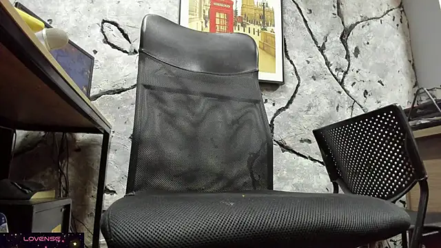 Snapshot of Maxi_TheBigDaddy chatting on November 13, 2025, 11:47 am Maxi TheBigDaddy online show from November 13, 2025, 11:47 am