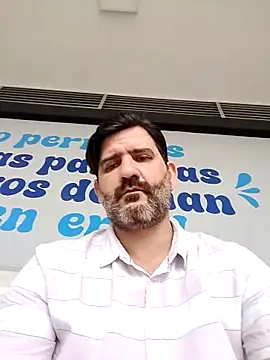 Snapshot of Maxi_TheBigDaddy chatting on November 24, 2025, 12:38 pm Maxi TheBigDaddy online show from November 24, 2025, 12:38 pm