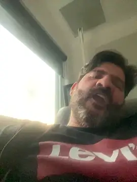 Snapshot of Maxi_TheBigDaddy chatting on March 15, 2025, 11:06 pm Maxi TheBigDaddy online show from March 15, 2025, 11:06 pm