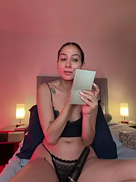 DanikRosse online show from April 19, 2026, 2:45 am