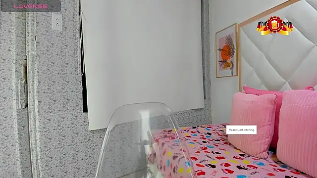 EmiliBonnie online show from October 1, 2025, 11:08 pm