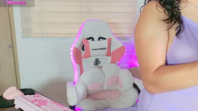 megan doll2 online show from March 18, 2026, 8:10 pm