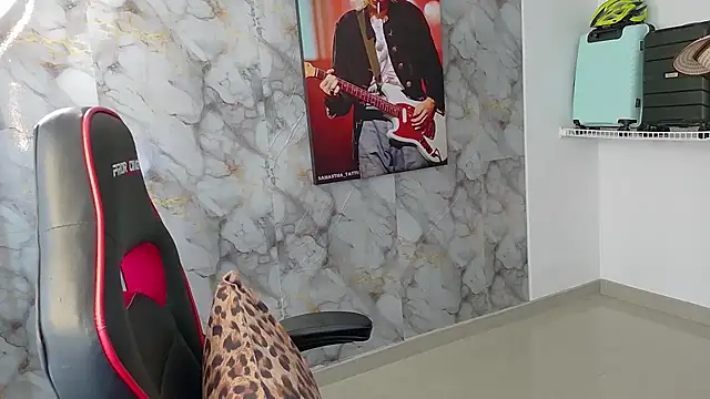 Snapshot of samantha_tattu chatting on September 30, 2025, 9:54 pm samantha tattu online show from September 30, 2025, 9:54 pm