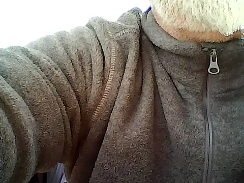 Snapshot of xcimeru chatting on March 5, 2025, 12:11 pm xcimeru online show from March 5, 2025, 12:11 pm