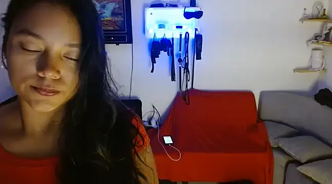 Chiara petterson online show from February 27, 2025, 7:41 am