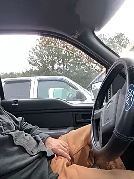 Snapshot of Themechanic420 chatting on February 13, 2025, 1:05 pm Themechanic420 online show from February 13, 2025, 1:05 pm