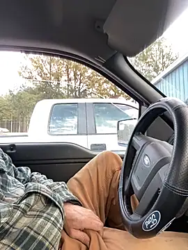 Snapshot of Themechanic420 chatting on January 21, 2025, 10:51 pm Themechanic420 online show from January 21, 2025, 10:51 pm