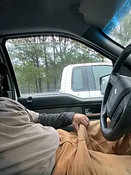 Snapshot of Themechanic420 chatting on December 10, 2024, 1:22 pm Themechanic420 online show from December 10, 2024, 1:22 pm