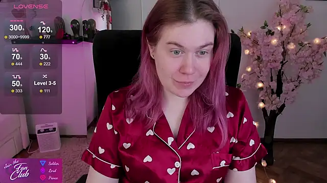 Snapshot of Nancy_Sun_ chatting on February 19, 2025, 12:00 pm Nancy Sun online show from February 19, 2025, 12:00 pm