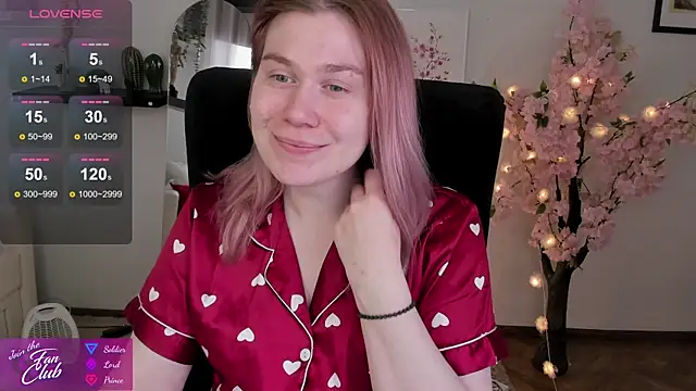 Snapshot of Nancy_Sun_ chatting on February 5, 2025, 11:12 am Nancy Sun online show from February 5, 2025, 11:12 am