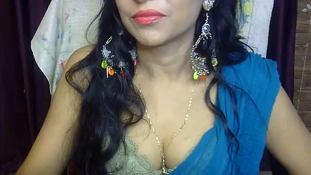 Snapshot of iam-moni2 chatting on July 6, 2026, 2:57 pm iam-moni2 online show from July 6, 2026, 2:57 pm