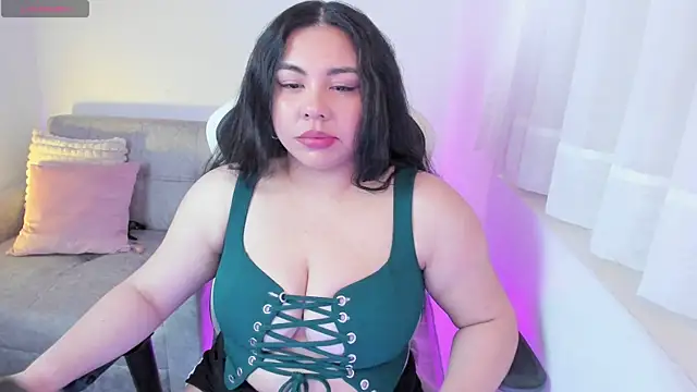 ambar-wells online show from September 10, 2025, 5:12 pm