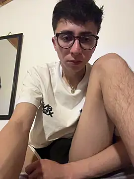 CamiRojas boy online show from December 2, 2025, 3:41 am