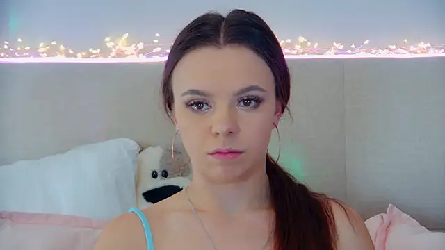 Snapshot of ElisabethDavis chatting on March 19, 2025, 3:19 pm ElisabethDavis online show from March 19, 2025, 3:19 pm
