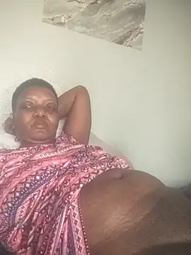 Snapshot of Hailey_BaileyXYZ chatting on October 26, 2025, 2:17 pm Hailey BaileyXYZ online show from October 26, 2025, 2:17 pm