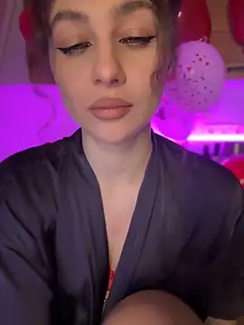 Snapshot of Your_insomniya chatting on February 14, 2025, 9:10 pm Your insomniya online show from February 14, 2025, 9:10 pm