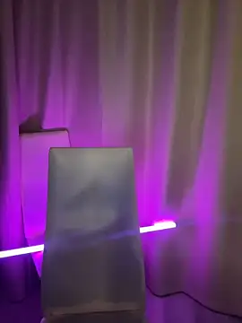 Snapshot of Your_insomniya chatting on February 26, 2025, 11:09 pm Your insomniya online show from February 26, 2025, 11:09 pm