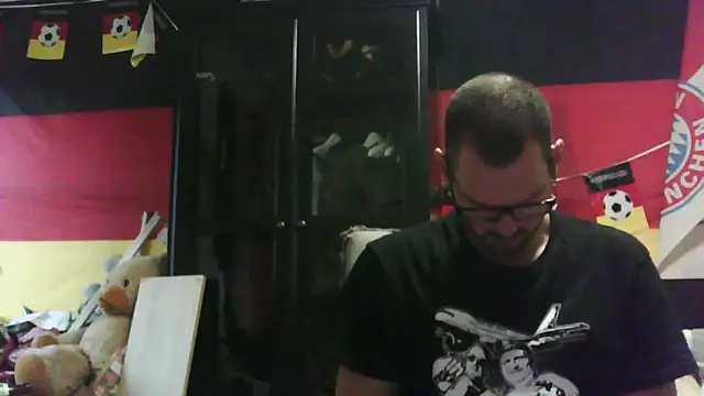 Die-geile-Sau online show from October 19, 2025, 3:15 pm