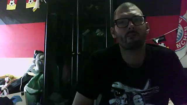 Die-geile-Sau online show from September 27, 2025, 3:07 pm