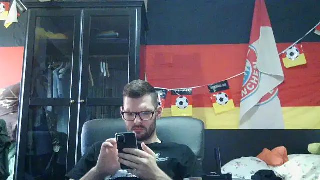 Die-geile-Sau online show from March 22, 2026, 2:29 pm