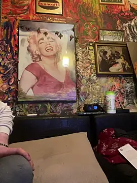 Snapshot of BarryKingsman chatting on February 18, 2025, 3:41 pm BarryKingsman online show from February 18, 2025, 3:41 pm